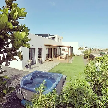 Agua Con Jacuzzi Hotell Lajares