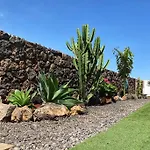 Agua Con Jacuzzi Hotel Lajares