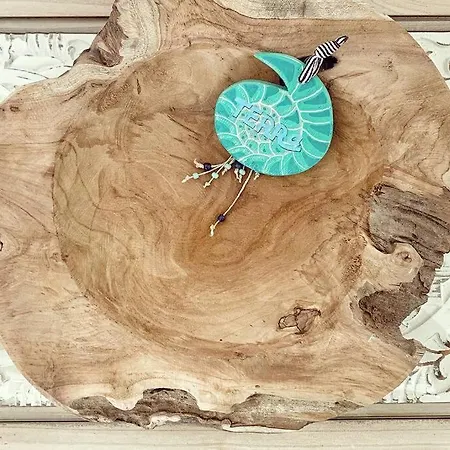 Agua Con Jacuzzi Hotel *